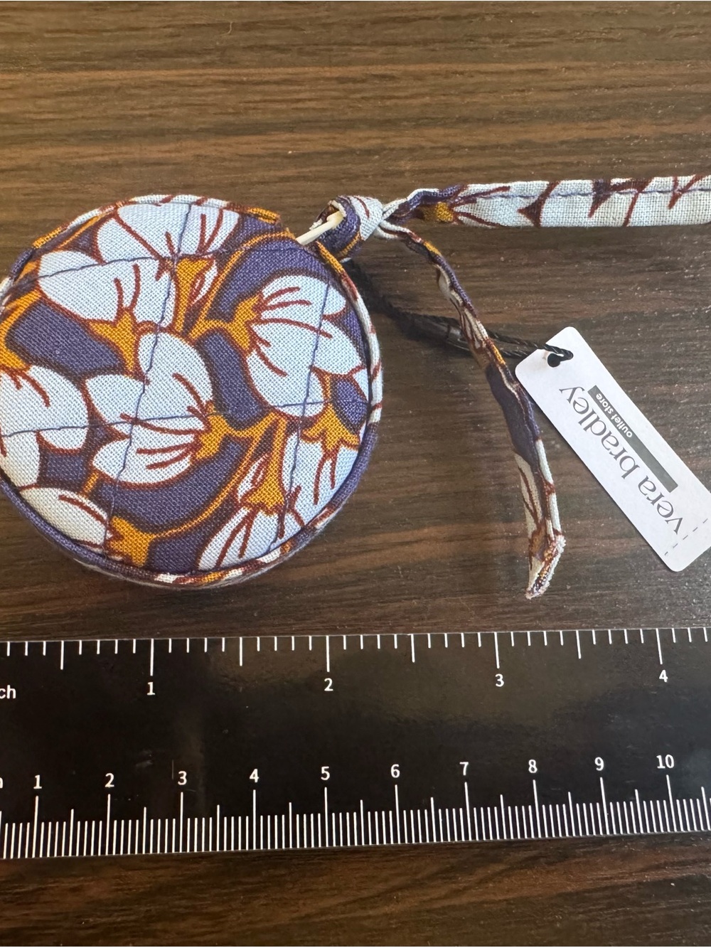 NWT Vera Bradley Pull Out Tap Measure Pattern Pawpaw Flower Great Gift
